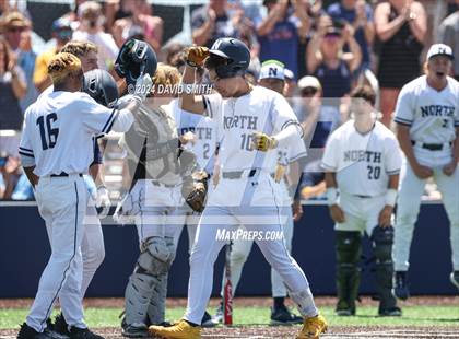 Thumbnail 2 in Lee's Summit vs. Liberty North (MSHSAA Class 6 Quarterfinal) photogallery.