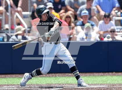 Thumbnail 1 in Lee's Summit vs. Liberty North (MSHSAA Class 6 Quarterfinal) photogallery.