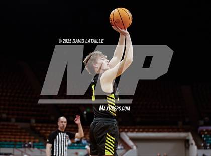 Thumbnail 1 in Prospect Ridge Academy @ Kent Denver (CHSAA 4A Final 4) photogallery.