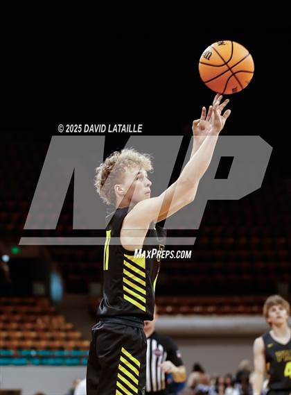 Thumbnail 2 in Prospect Ridge Academy @ Kent Denver (CHSAA 4A Final 4) photogallery.