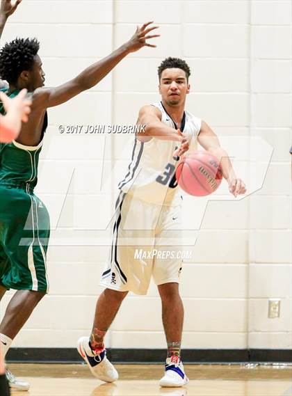 Thumbnail 3 in White Oak @ Swansboro photogallery.