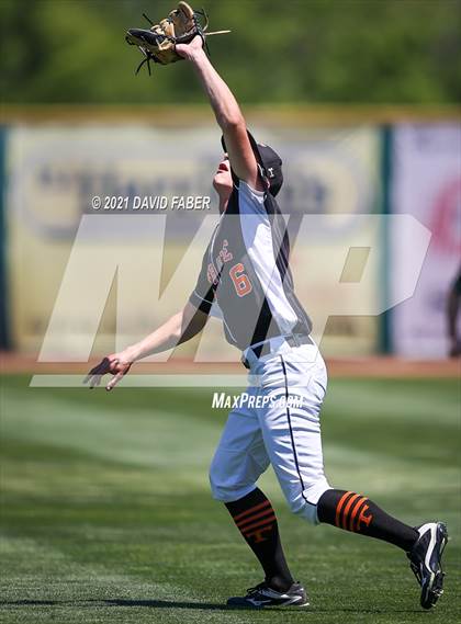 Thumbnail 1 in Tyrone vs. Oley Valley (PIAA 3A Championship) photogallery.