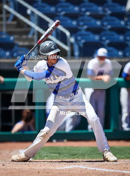 Thumbnail 1 in Tyrone vs. Oley Valley (PIAA 3A Championship) photogallery.