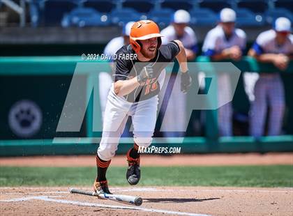 Thumbnail 3 in Tyrone vs. Oley Valley (PIAA 3A Championship) photogallery.