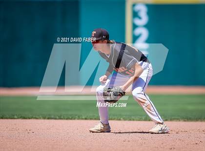 Thumbnail 1 in Tyrone vs. Oley Valley (PIAA 3A Championship) photogallery.