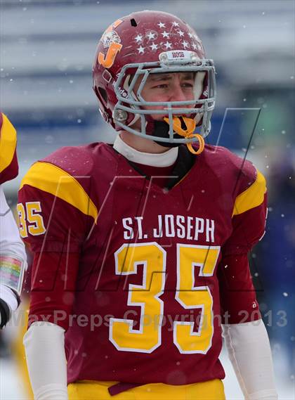 Thumbnail 3 in Brookfield vs. St. Joseph (CIAC Class M Final) photogallery.