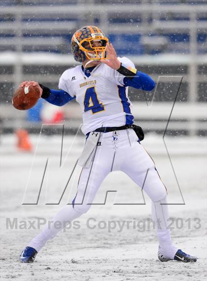 Thumbnail 3 in Brookfield vs. St. Joseph (CIAC Class M Final) photogallery.