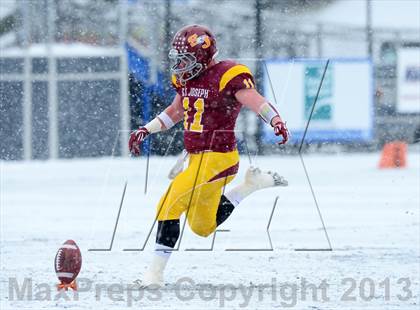 Thumbnail 1 in Brookfield vs. St. Joseph (CIAC Class M Final) photogallery.