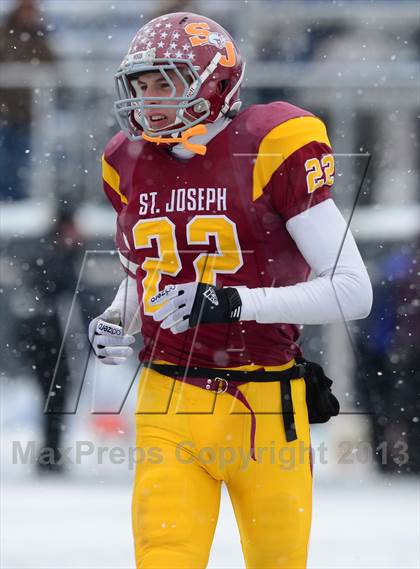 Thumbnail 3 in Brookfield vs. St. Joseph (CIAC Class M Final) photogallery.