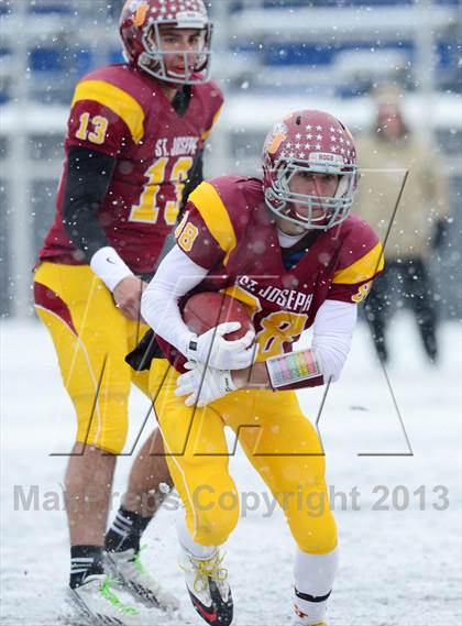 Thumbnail 3 in Brookfield vs. St. Joseph (CIAC Class M Final) photogallery.