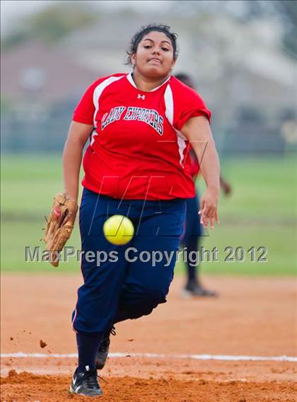 Thumbnail 2 in Brazosport vs St. Agnes (Brazosport Classic) photogallery.
