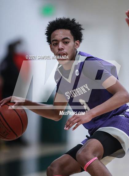 Thumbnail 1 in Campbell Hall vs St. Anthony (West Side Tip Off Classic) photogallery.