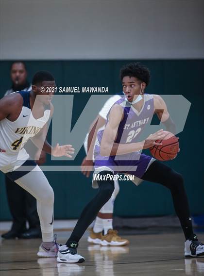 Thumbnail 3 in Campbell Hall vs St. Anthony (West Side Tip Off Classic) photogallery.