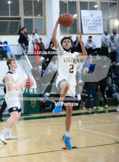 Thumbnail 1 in Campbell Hall vs St. Anthony (West Side Tip Off Classic) photogallery.