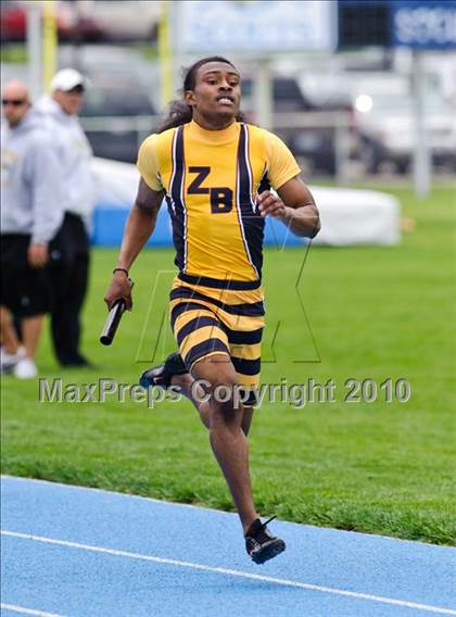 Thumbnail 1 in North Suburban Conference Boys Track and Field Championships photogallery.