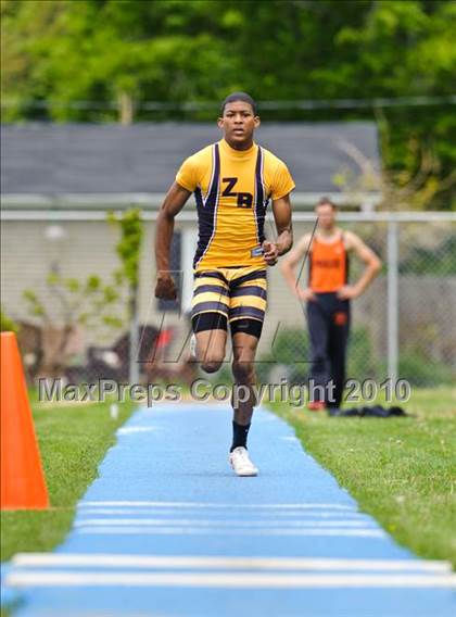 Thumbnail 1 in North Suburban Conference Boys Track and Field Championships photogallery.