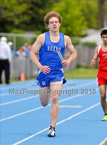 Thumbnail 1 in North Suburban Conference Boys Track and Field Championships photogallery.