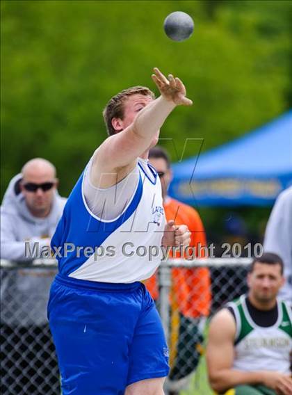 Thumbnail 1 in North Suburban Conference Boys Track and Field Championships photogallery.