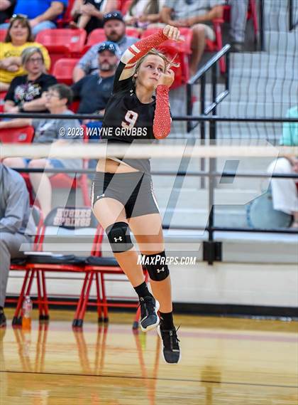 Thumbnail 3 in New Boston@ Hughes Springs JV A photogallery.