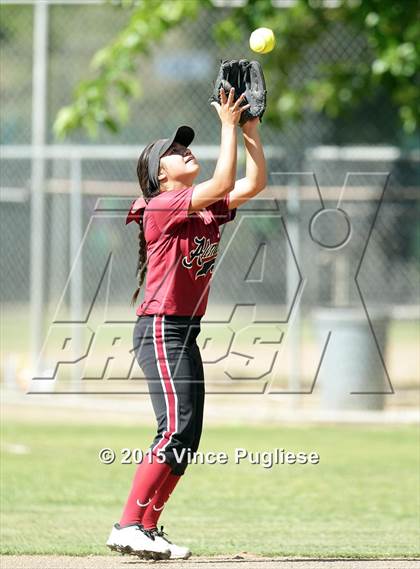 Thumbnail 2 in Alemany @ Notre Dame (SO) photogallery.