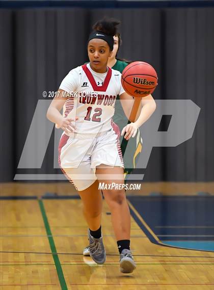 Thumbnail 3 in Greenway vs. Ironwood (DVHS Skyhawks Thanksgiving Tournament) photogallery.