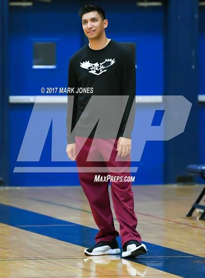 Thumbnail 2 in Greenway vs. Ironwood (DVHS Skyhawks Thanksgiving Tournament) photogallery.