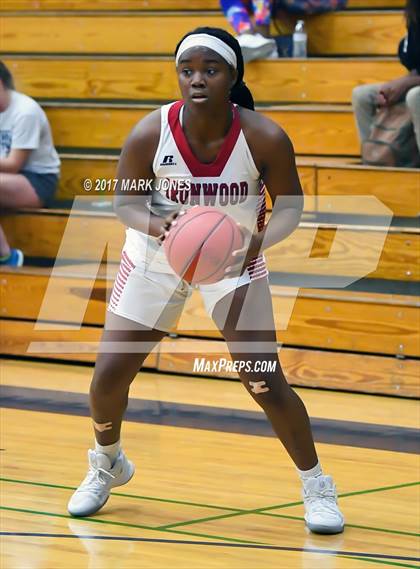 Thumbnail 3 in Greenway vs. Ironwood (DVHS Skyhawks Thanksgiving Tournament) photogallery.