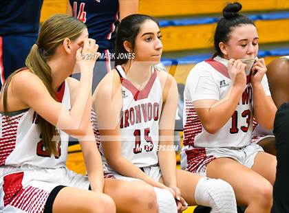 Thumbnail 3 in Greenway vs. Ironwood (DVHS Skyhawks Thanksgiving Tournament) photogallery.