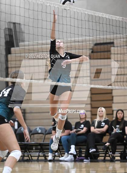 Thumbnail 3 in Redondo Union @ Aliso Niguel (CIF-SS D2 Semi-Final) photogallery.