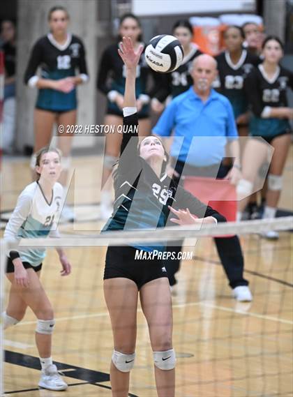 Thumbnail 3 in Redondo Union @ Aliso Niguel (CIF-SS D2 Semi-Final) photogallery.