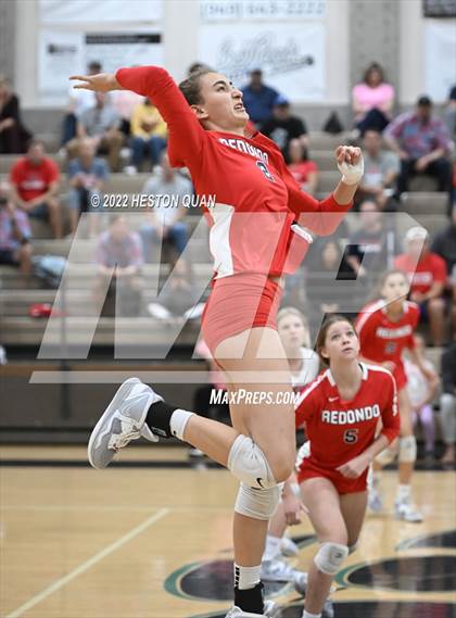 Thumbnail 2 in Redondo Union @ Aliso Niguel (CIF-SS D2 Semi-Final) photogallery.