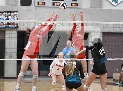 Thumbnail 2 in Redondo Union @ Aliso Niguel (CIF-SS D2 Semi-Final) photogallery.