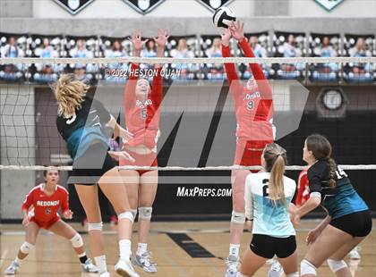 Thumbnail 2 in Redondo Union @ Aliso Niguel (CIF-SS D2 Semi-Final) photogallery.