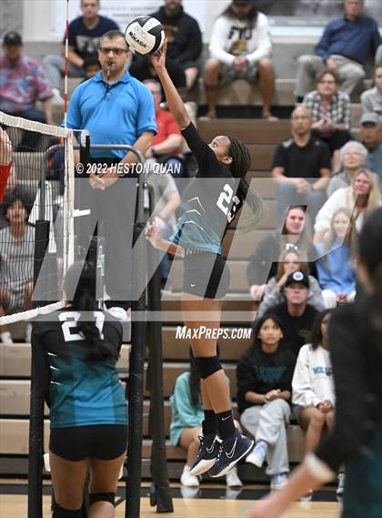 Thumbnail 2 in Redondo Union @ Aliso Niguel (CIF-SS D2 Semi-Final) photogallery.