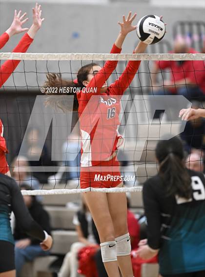Thumbnail 2 in Redondo Union @ Aliso Niguel (CIF-SS D2 Semi-Final) photogallery.