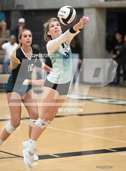 Thumbnail 1 in Redondo Union @ Aliso Niguel (CIF-SS D2 Semi-Final) photogallery.