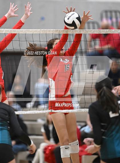 Thumbnail 3 in Redondo Union @ Aliso Niguel (CIF-SS D2 Semi-Final) photogallery.