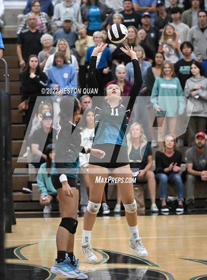 Thumbnail 3 in Redondo Union @ Aliso Niguel (CIF-SS D2 Semi-Final) photogallery.