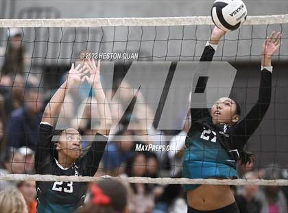 Thumbnail 3 in Redondo Union @ Aliso Niguel (CIF-SS D2 Semi-Final) photogallery.
