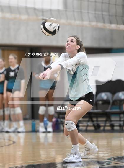 Thumbnail 3 in Redondo Union @ Aliso Niguel (CIF-SS D2 Semi-Final) photogallery.