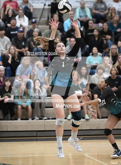 Thumbnail 2 in Redondo Union @ Aliso Niguel (CIF-SS D2 Semi-Final) photogallery.