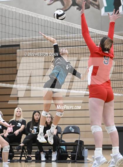 Thumbnail 3 in Redondo Union @ Aliso Niguel (CIF-SS D2 Semi-Final) photogallery.