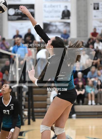 Thumbnail 2 in Redondo Union @ Aliso Niguel (CIF-SS D2 Semi-Final) photogallery.