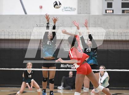 Thumbnail 3 in Redondo Union @ Aliso Niguel (CIF-SS D2 Semi-Final) photogallery.