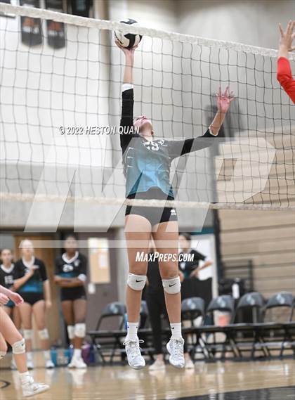 Thumbnail 3 in Redondo Union @ Aliso Niguel (CIF-SS D2 Semi-Final) photogallery.