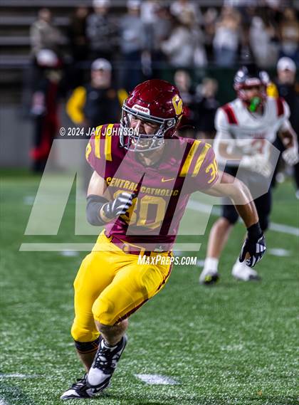 Thumbnail 2 in Clackamas @ Central Catholic photogallery.
