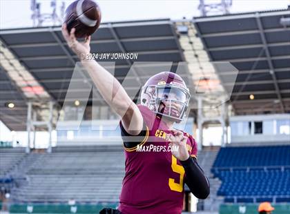 Thumbnail 2 in Clackamas @ Central Catholic photogallery.