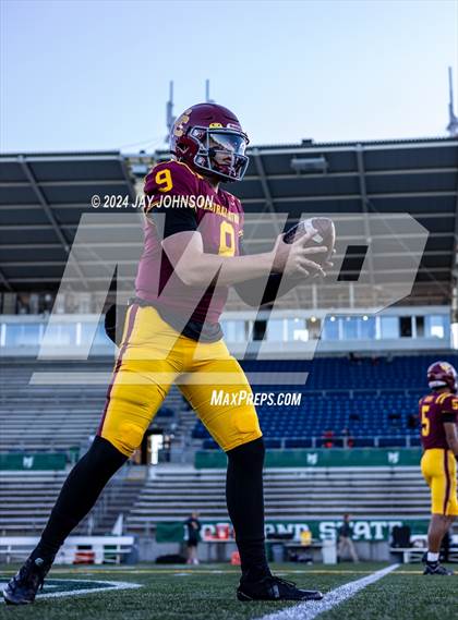 Thumbnail 2 in Clackamas @ Central Catholic photogallery.