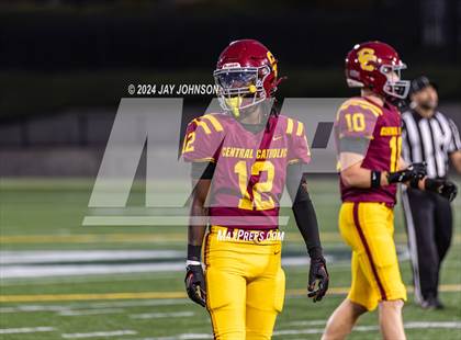 Thumbnail 1 in Clackamas @ Central Catholic photogallery.