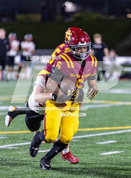 Thumbnail 3 in Clackamas @ Central Catholic photogallery.